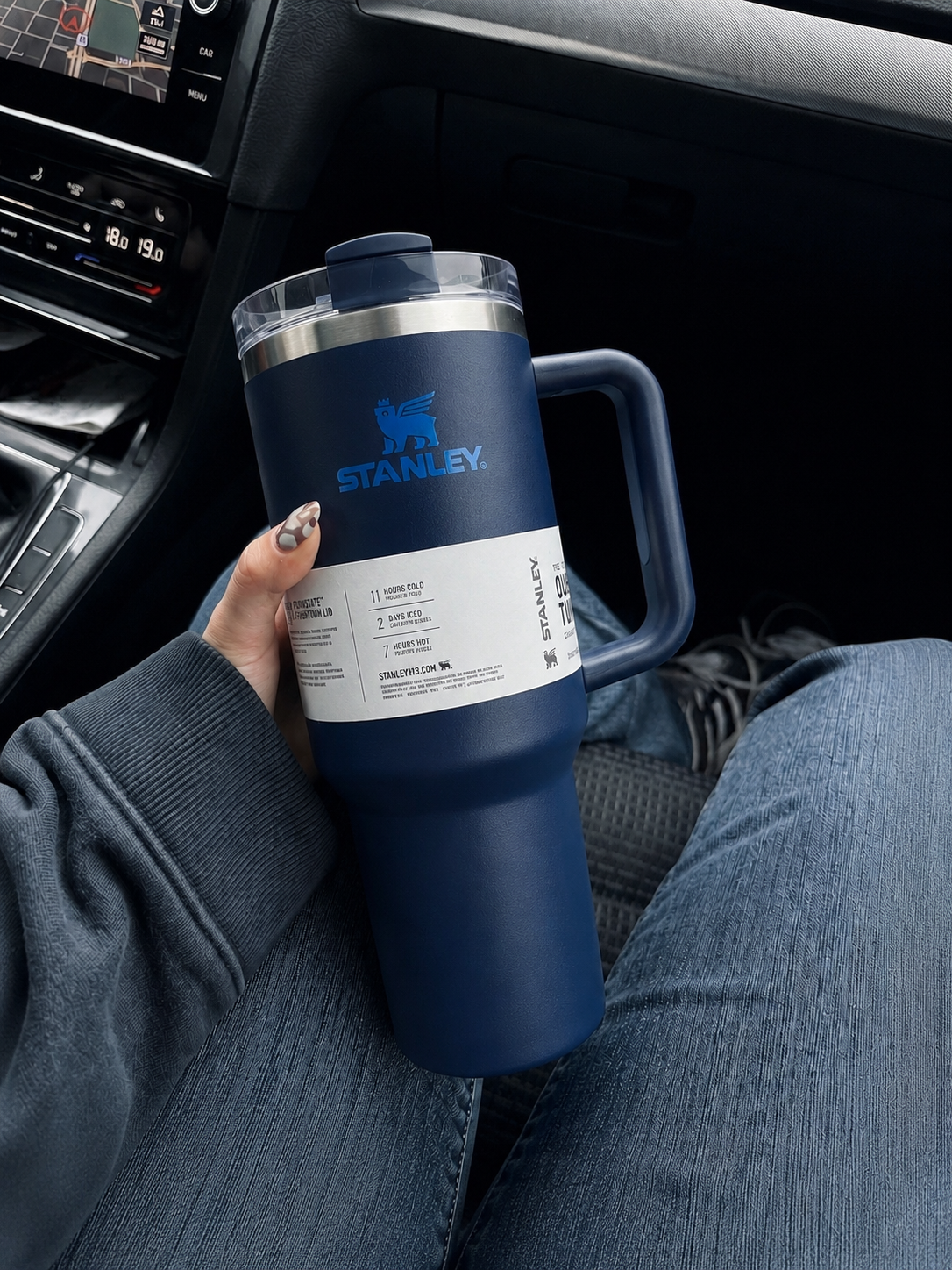 Stanley Quencher H2.0 40oz - 1.18 Ltumbler Handle Straw Lid ( Dark Blue)